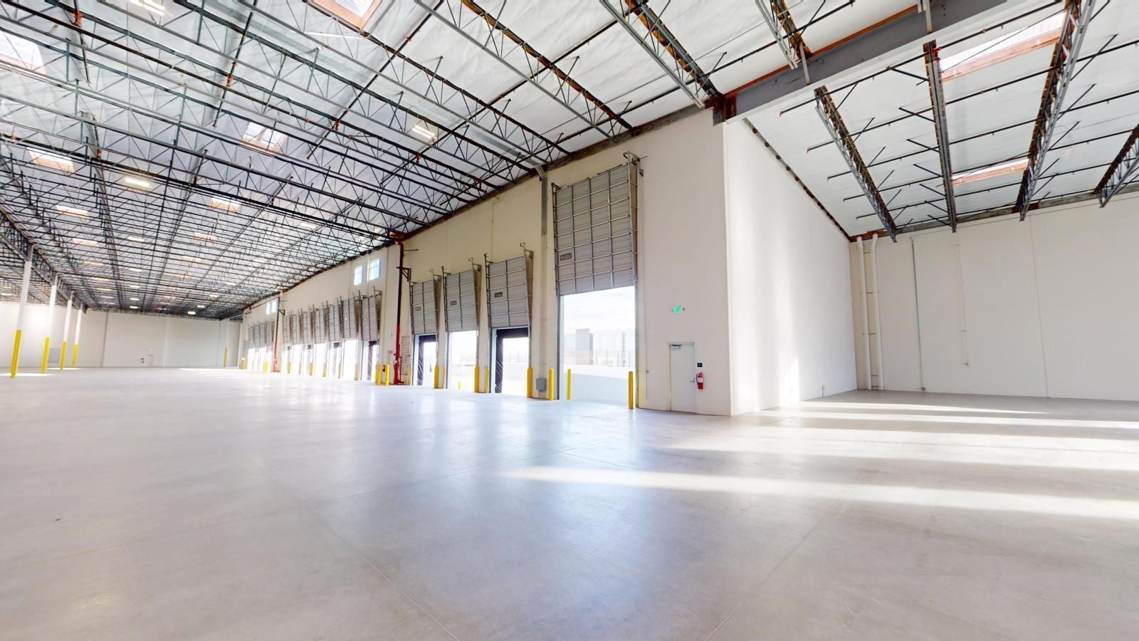 Photos - 400 E Eucalyptus Ave, Bldg. 7, Ontario, CA (23)