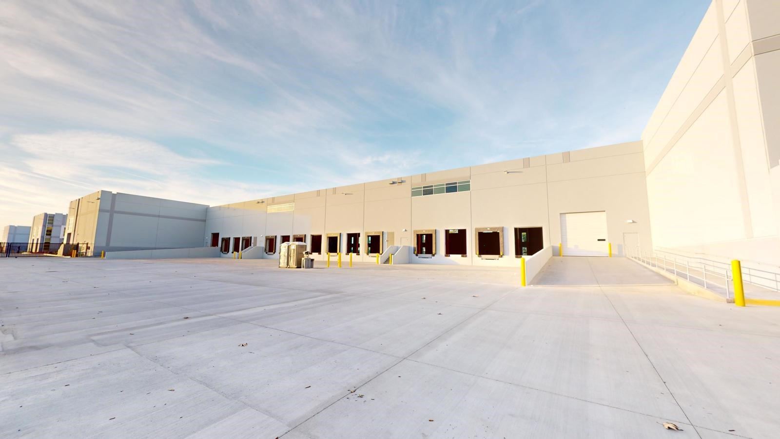 Photos - 400 E Eucalyptus Ave, Bldg. 7, Ontario, CA (26)