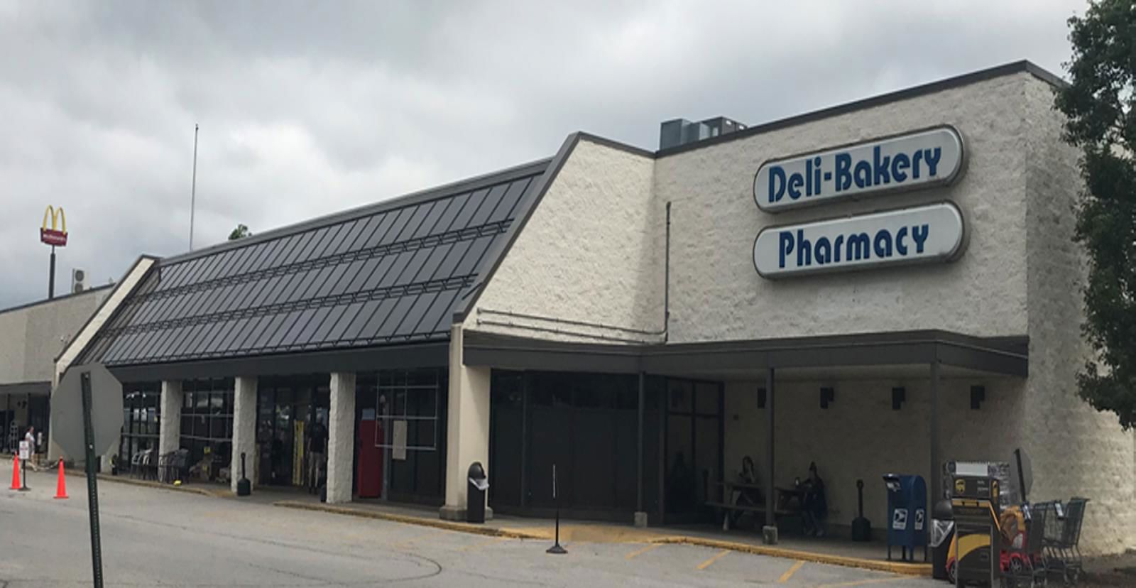 Former Kroger Storefront