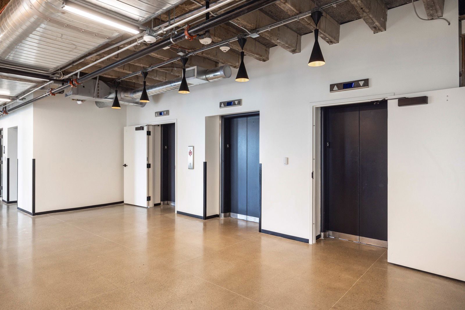 Clift_5thFloor-06528