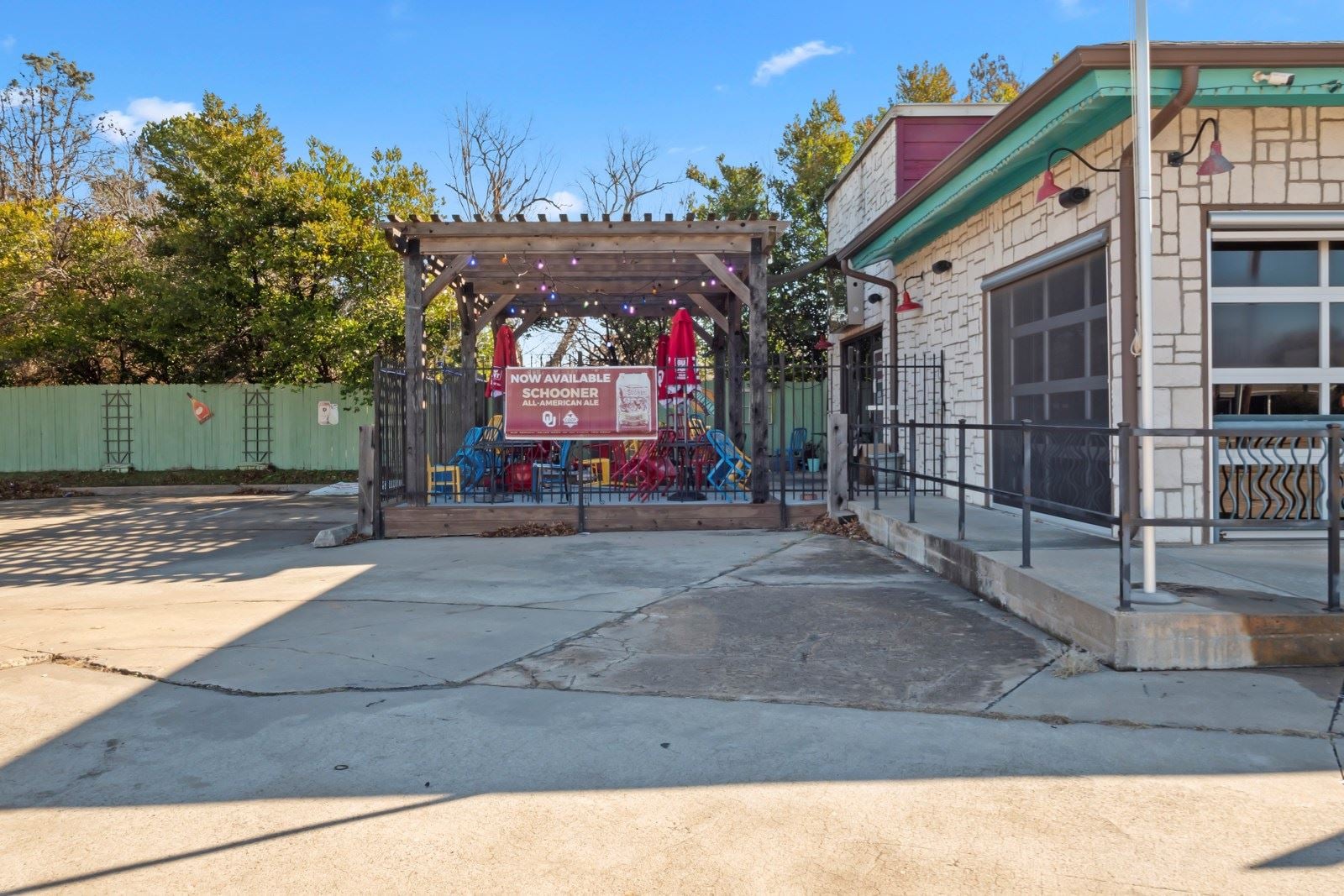 16-130_1150 W Lindsey St