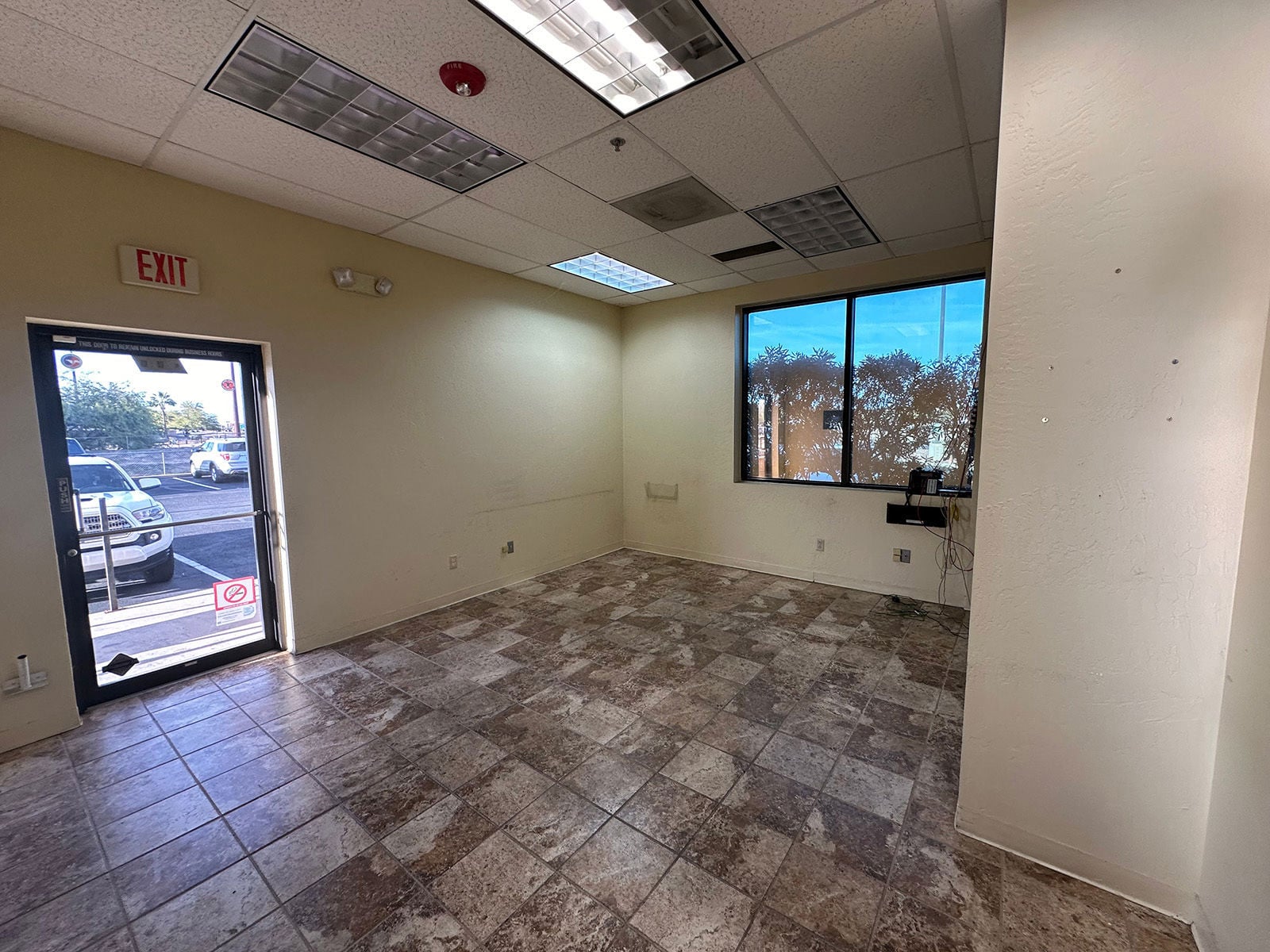 7775 N Casa Grande_Office