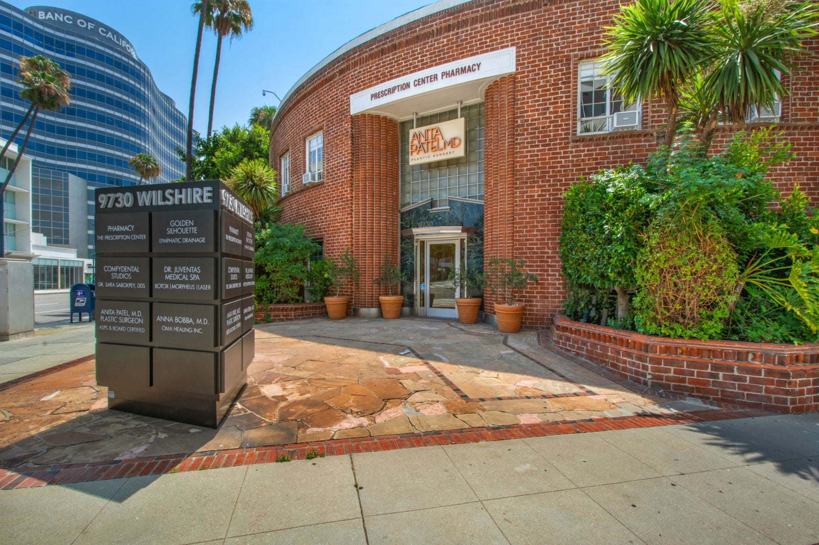 9730 Wilshire Blvd_Exterior_DSC_0178