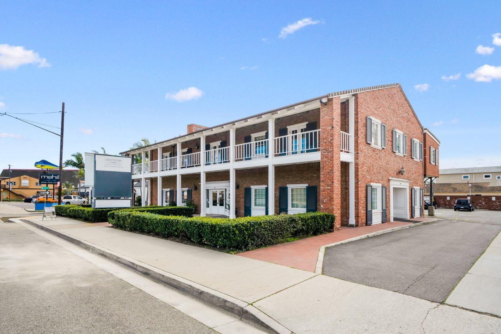 1-web-or-mls-DSC08455 copy