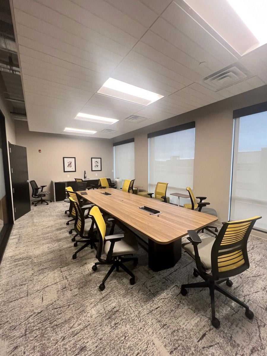 Belle Square - Conference Small