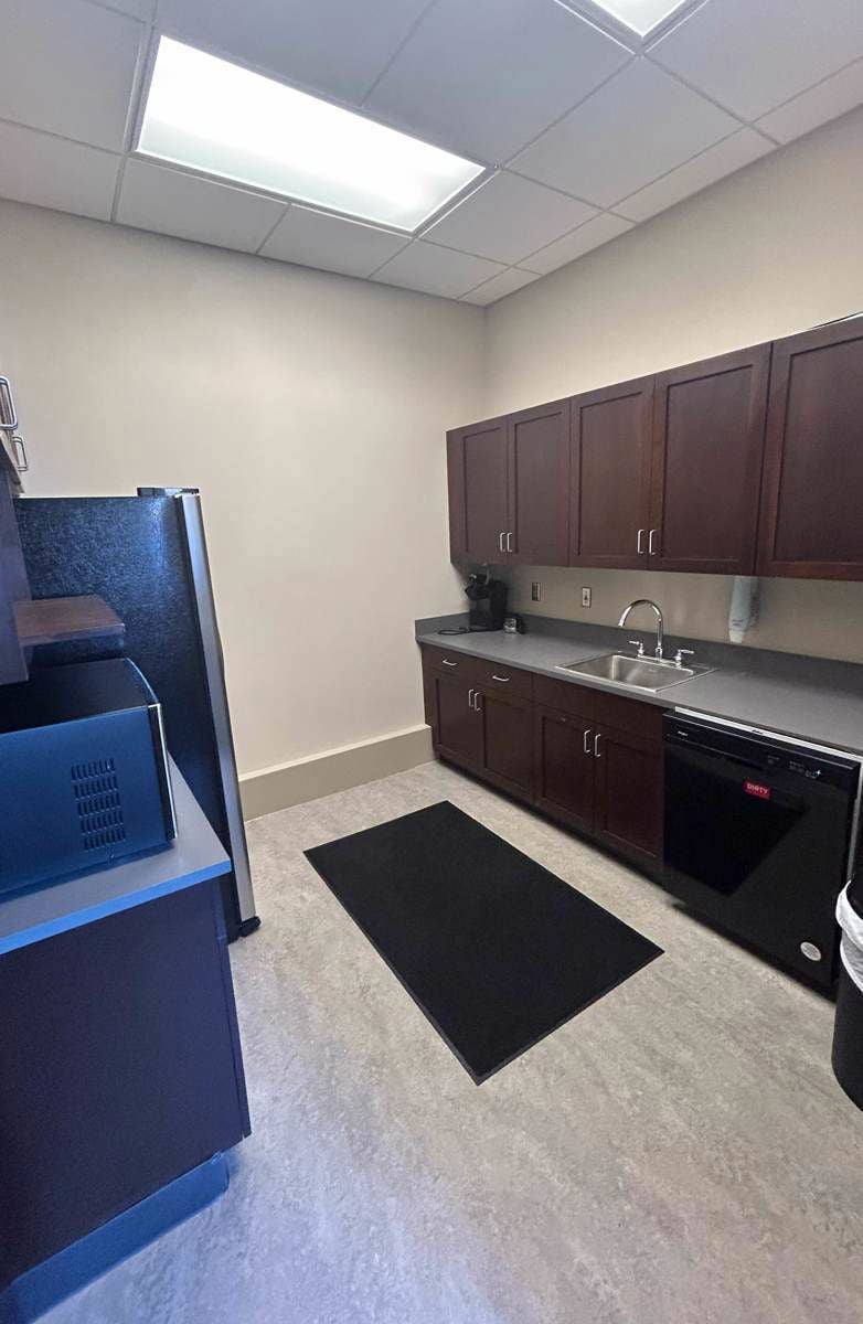 Retail / Office Space in Historic Dundee District for Lease 4900 Dodge Street - Image 5