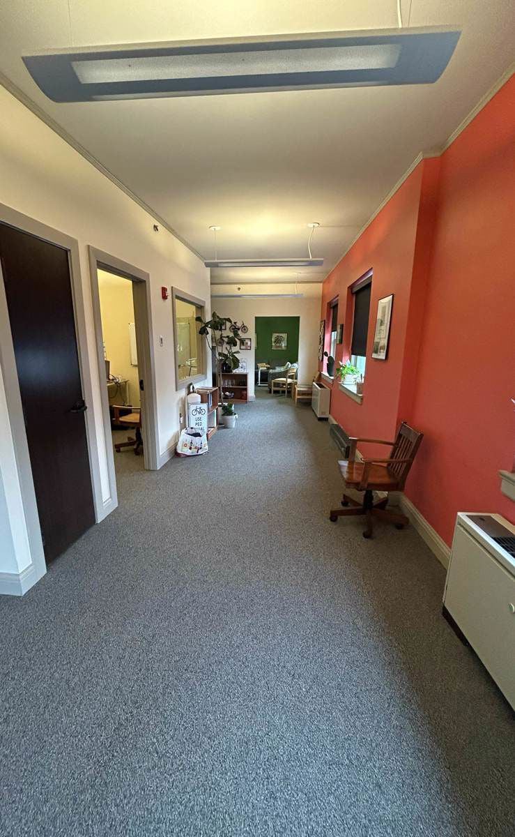 Retail / Office Space in Historic Dundee District for Lease 4900 Dodge Street - Image 11