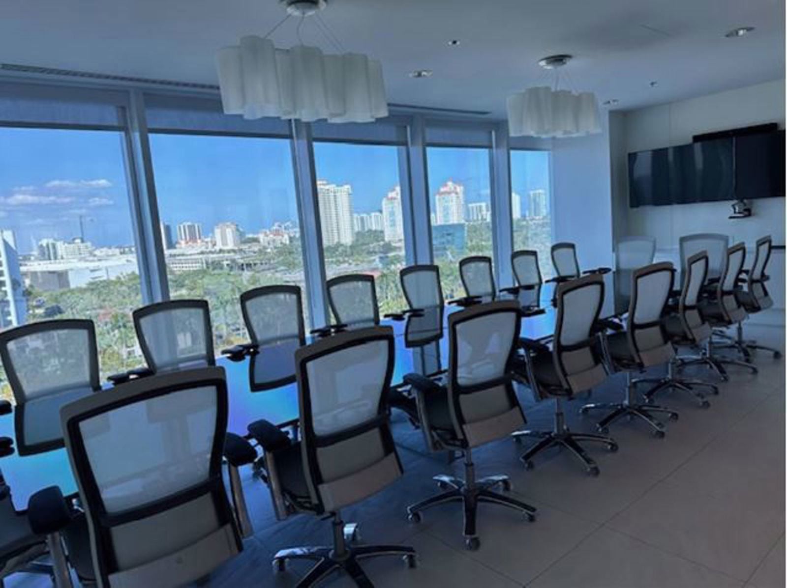 10 Centre_Picture4.JPG