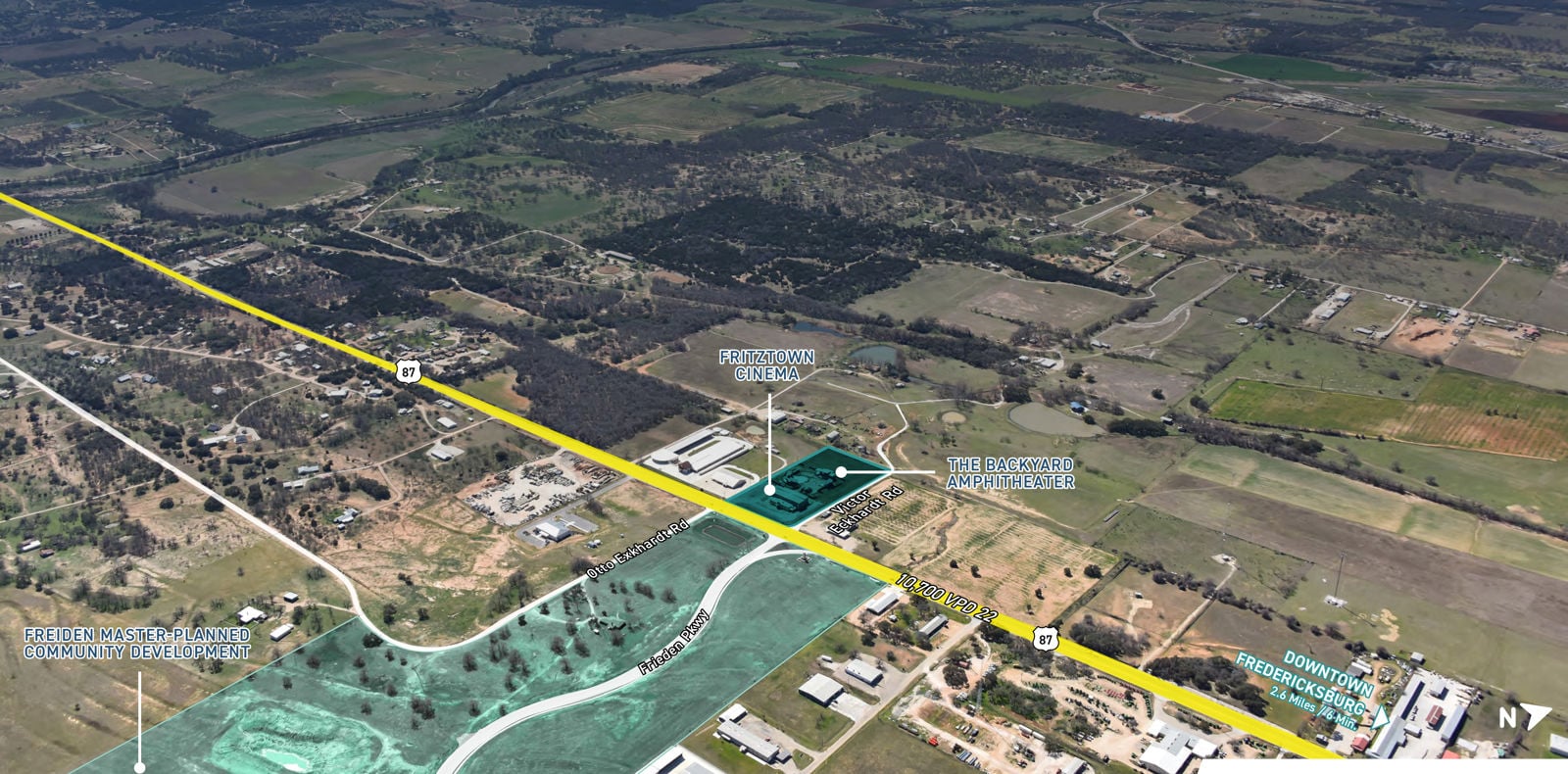 Fritztown Cinema-Backyard Amphitheater-SAN Retail-Elliott_OM_v3-3