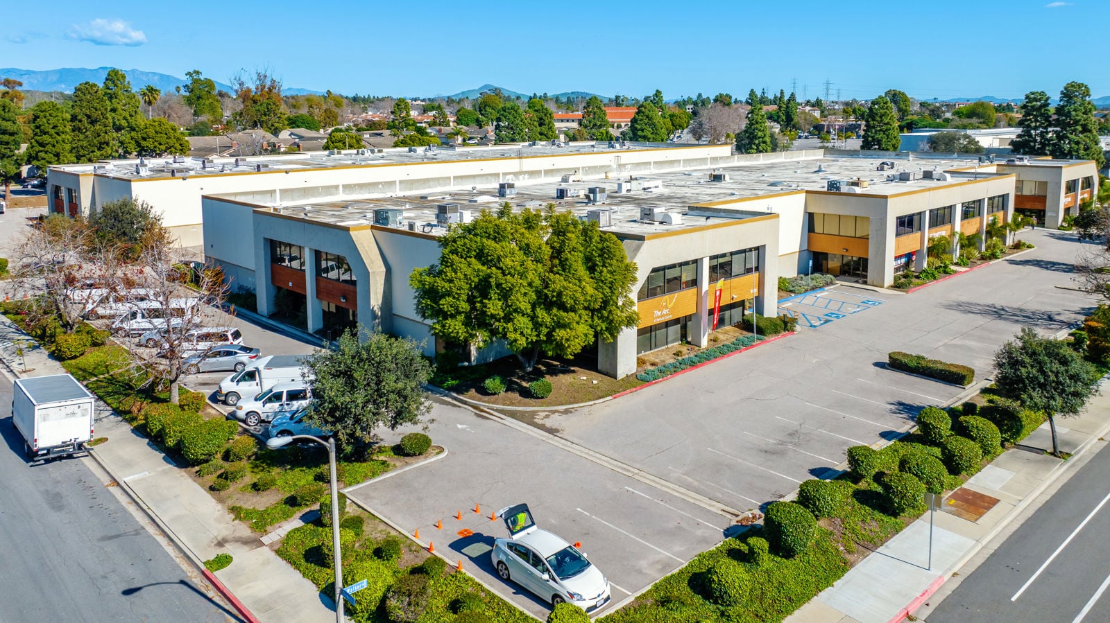 DJI_0032-front right corner close-edit