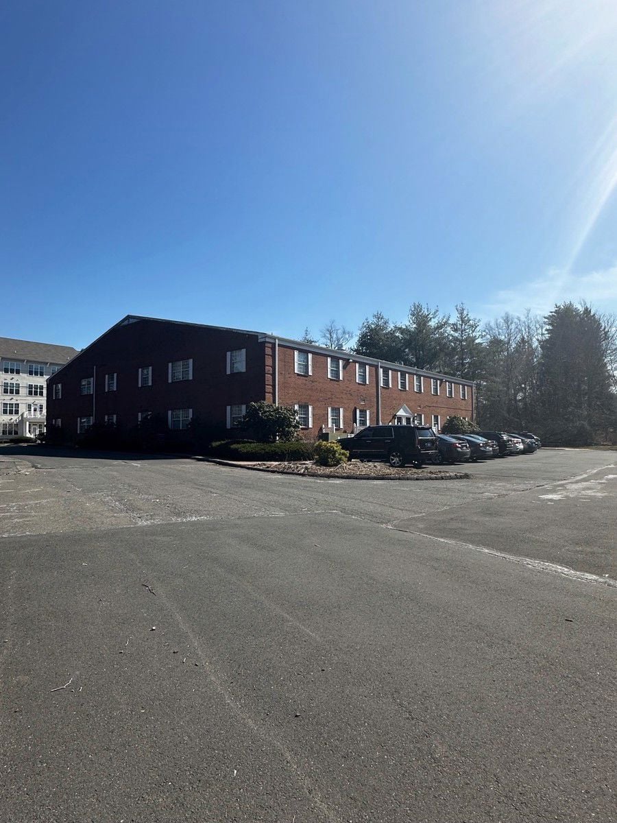 693 Bloomfield Ave_pic 3_exterior