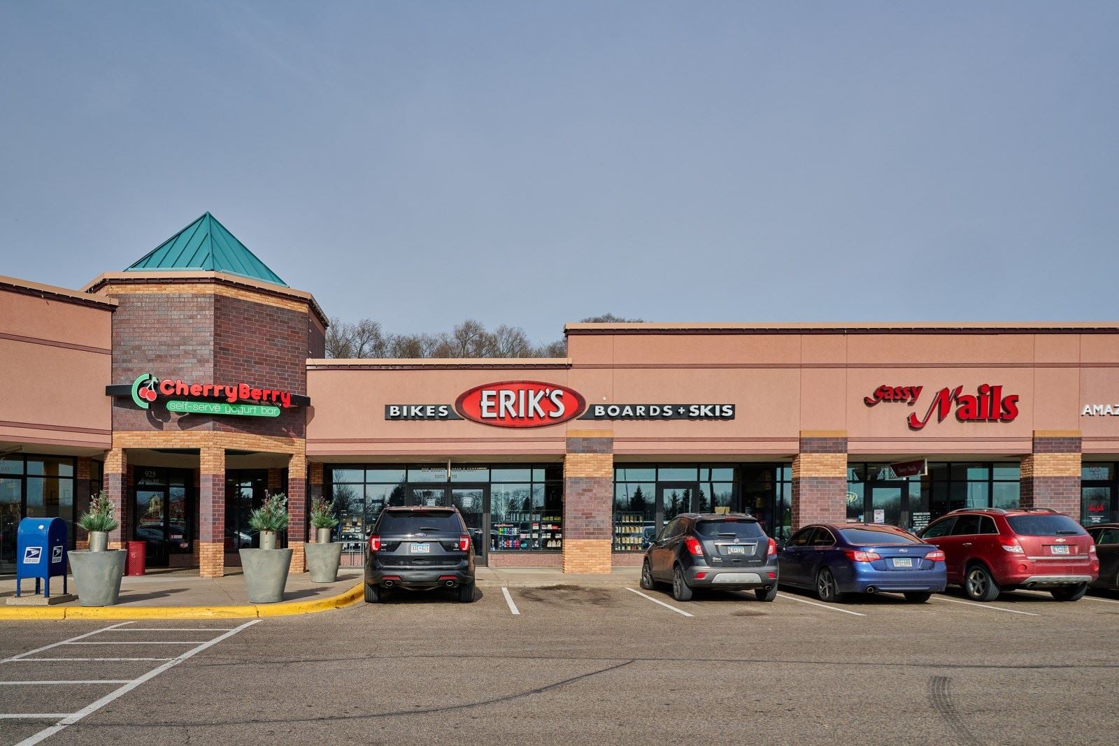 MedRz905CountyRdEVadnaisHghtsCBRE0032