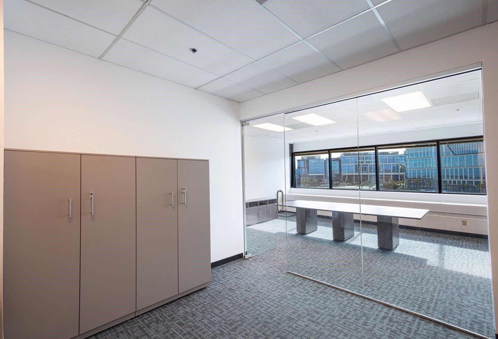 400 Oyster Point - Suite 526 Conference Room