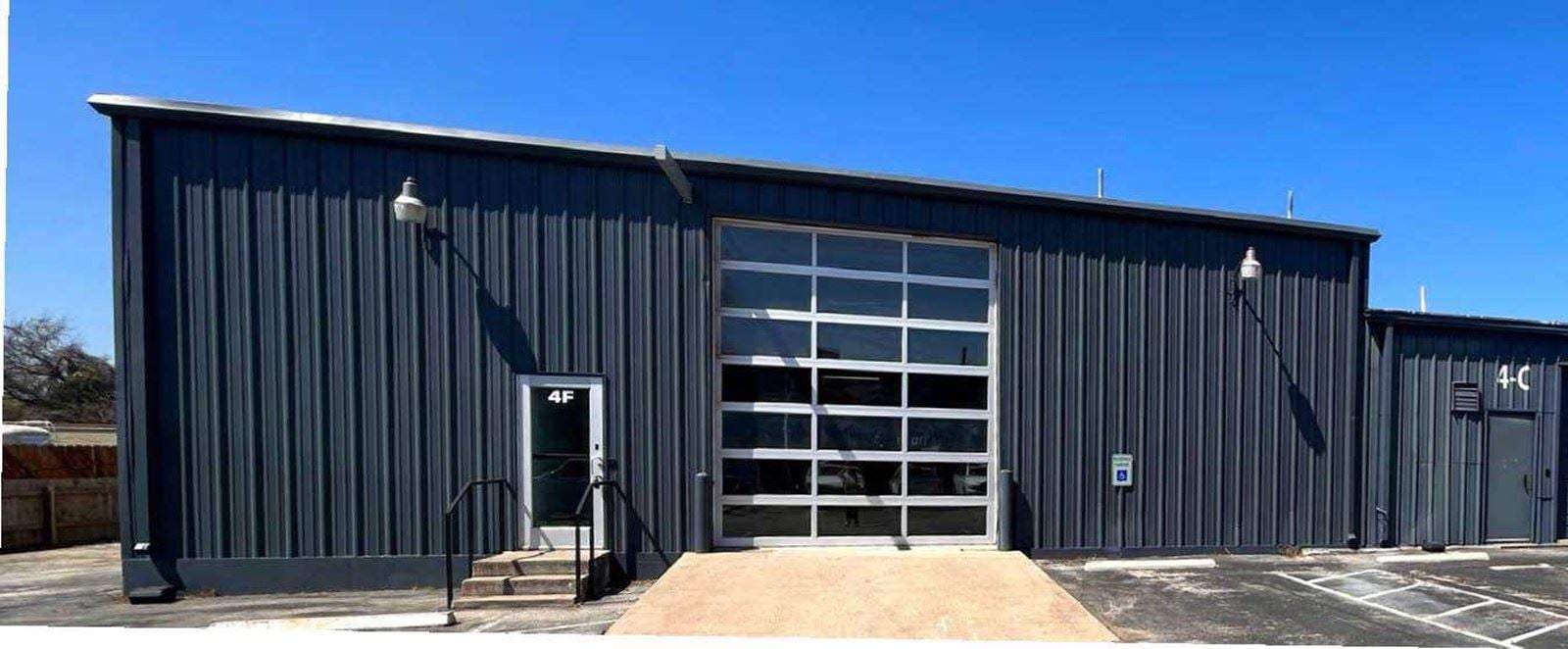 The Foundry Retail-AUS LR_brochure v1-1