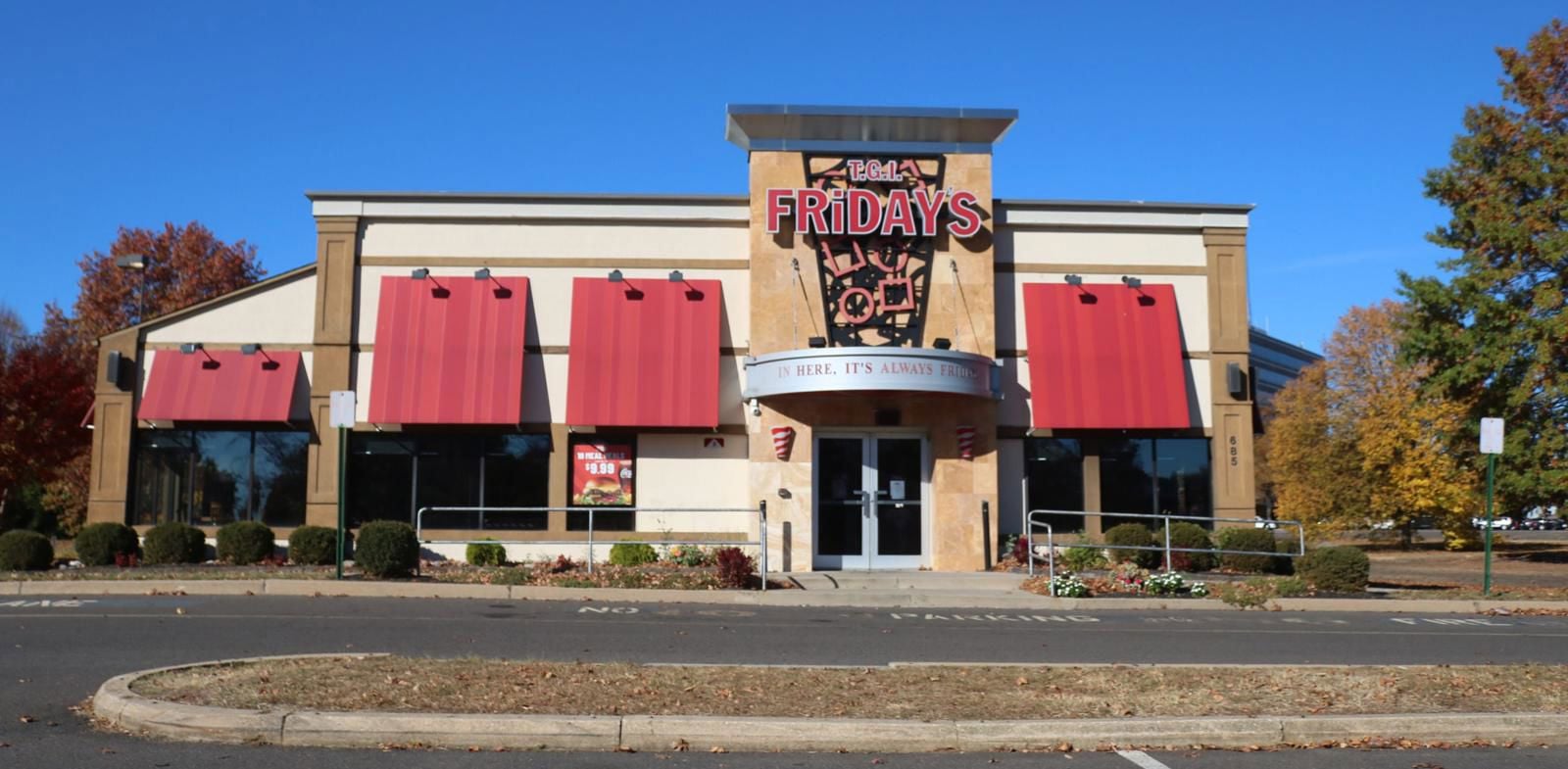 TGI Fridays Exterior 11.19.24