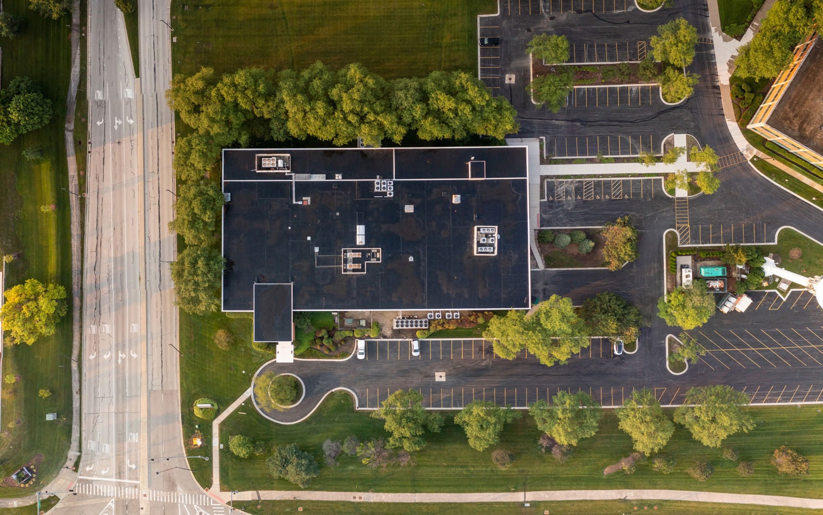 810 Jorie_Aerial_Roof
