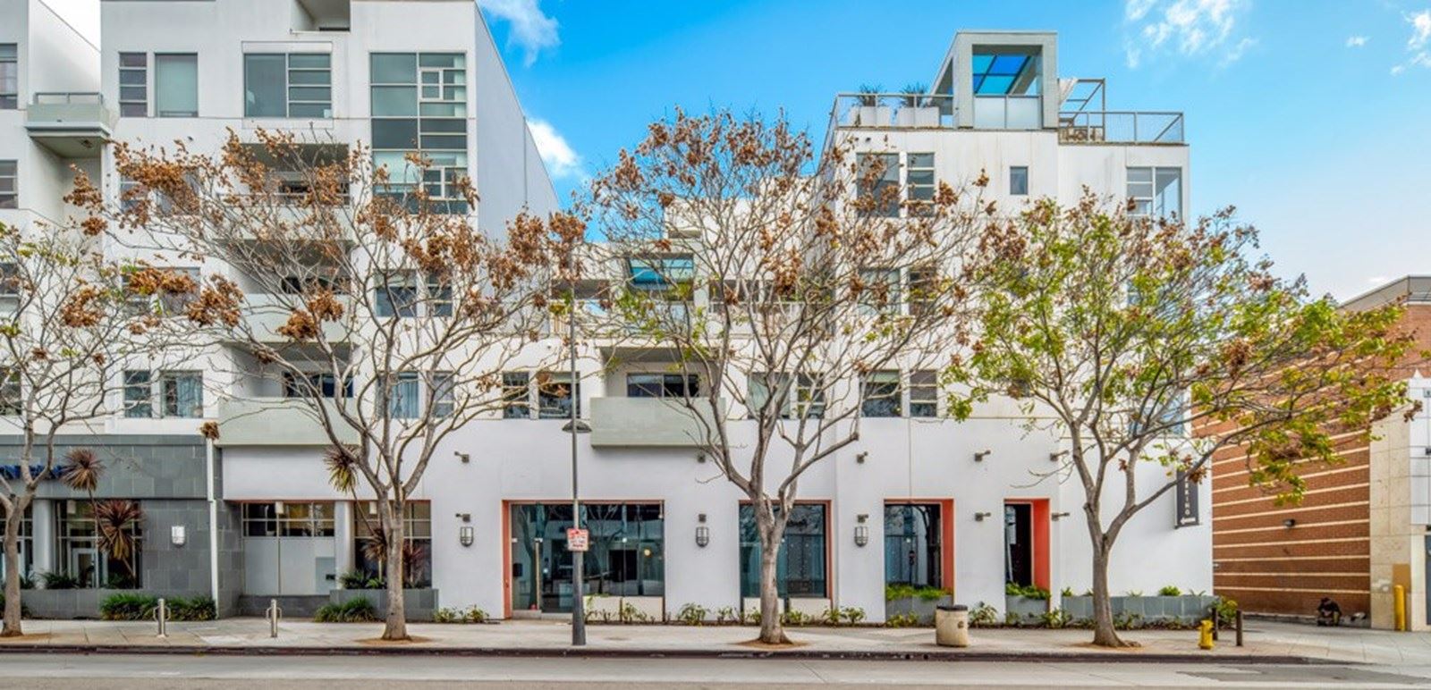 420 Santa Monica_BRO