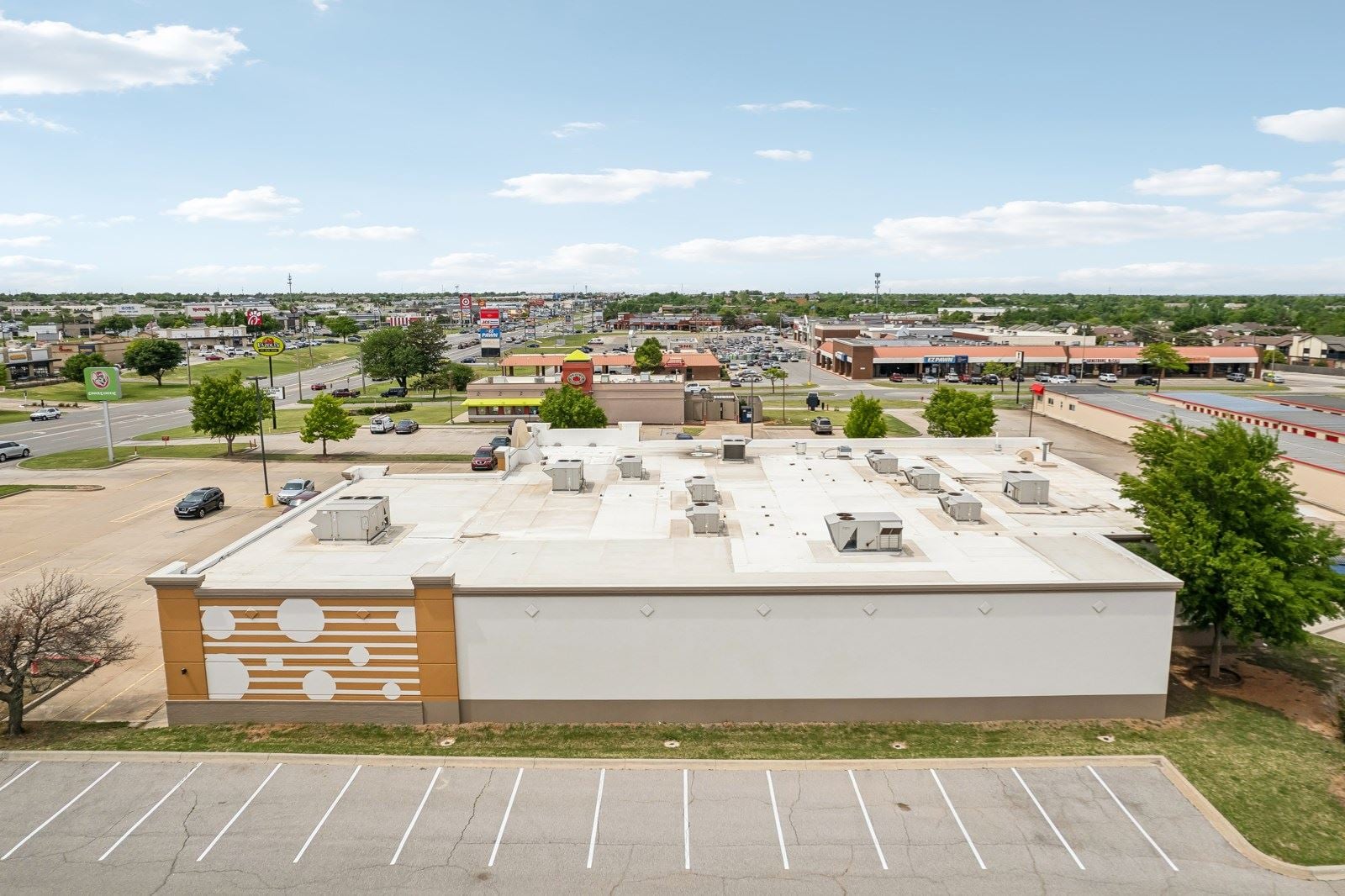 3-310_6817 Northwest Expy