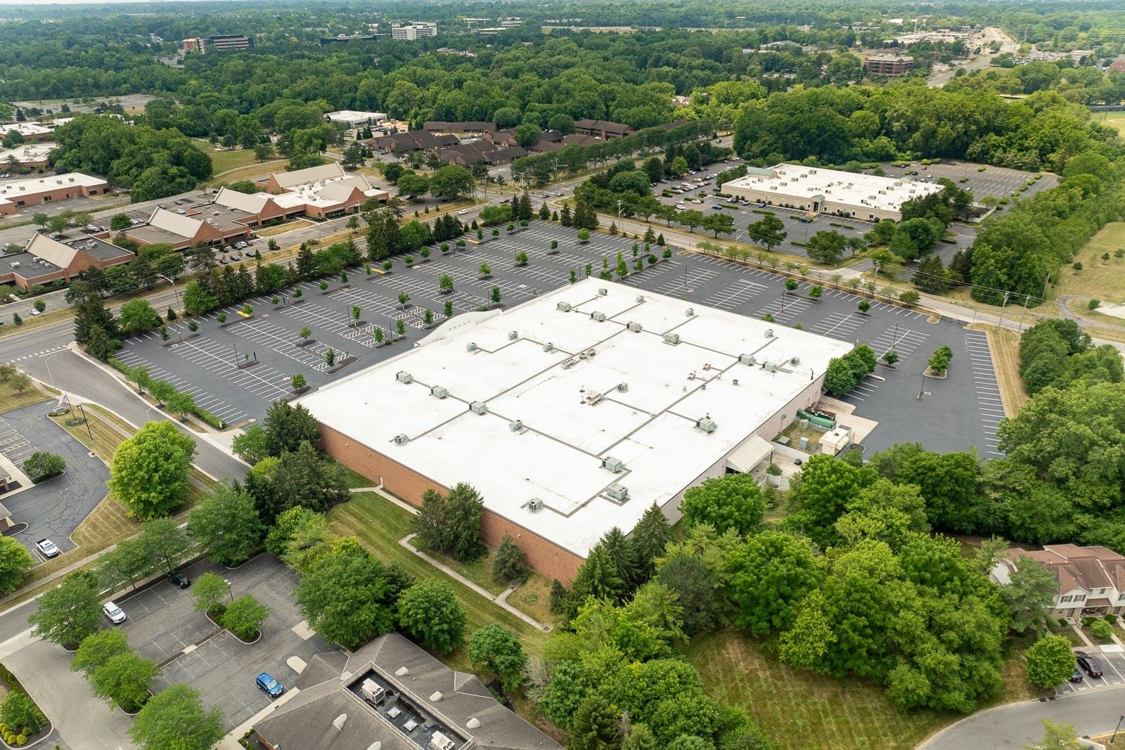 220 w Schrock Rd ---AERIALS---W-3