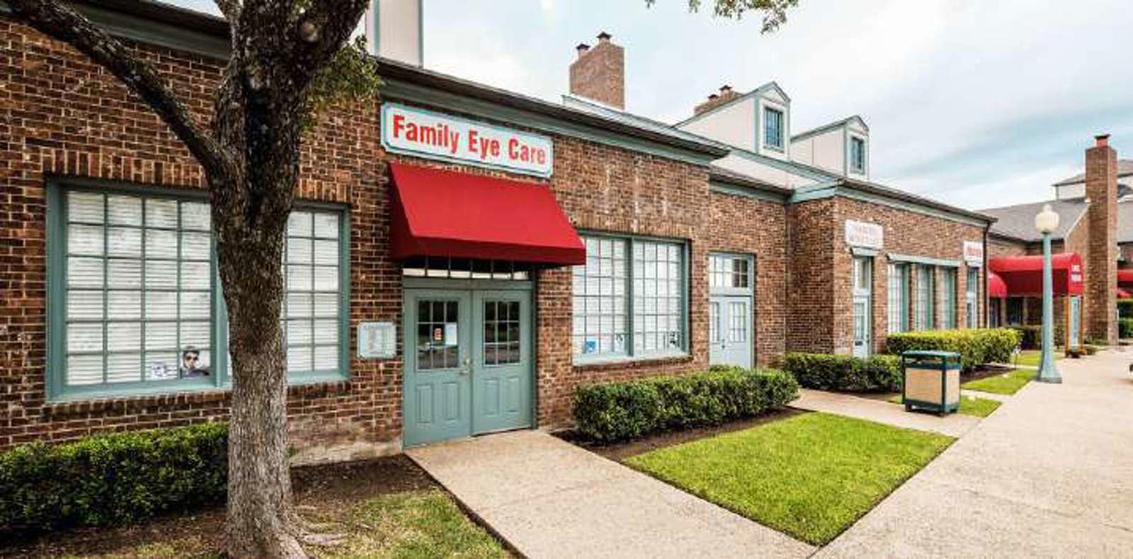 Courtyard at Camino Real 14855 Blanco Road - Image 5