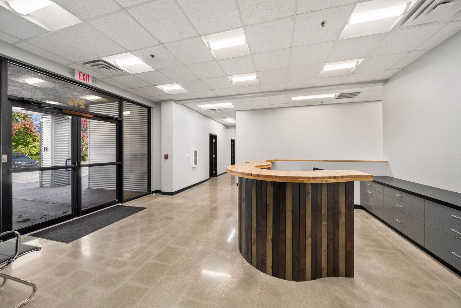 210 Southeast 34th Street - Image 4