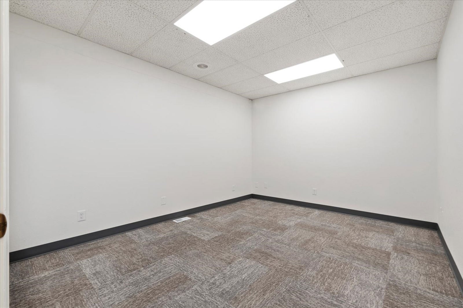 07-410 S Orchard St_007