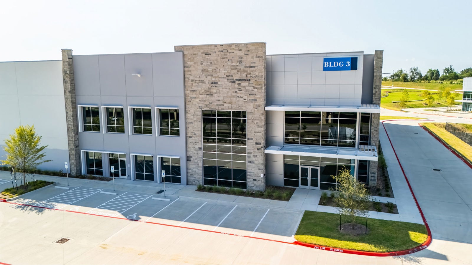 Park 290 - Aerials - Building 3 - 02