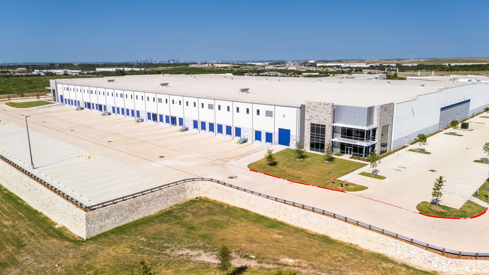 Park 290 - Aerials - Building 2 - 07