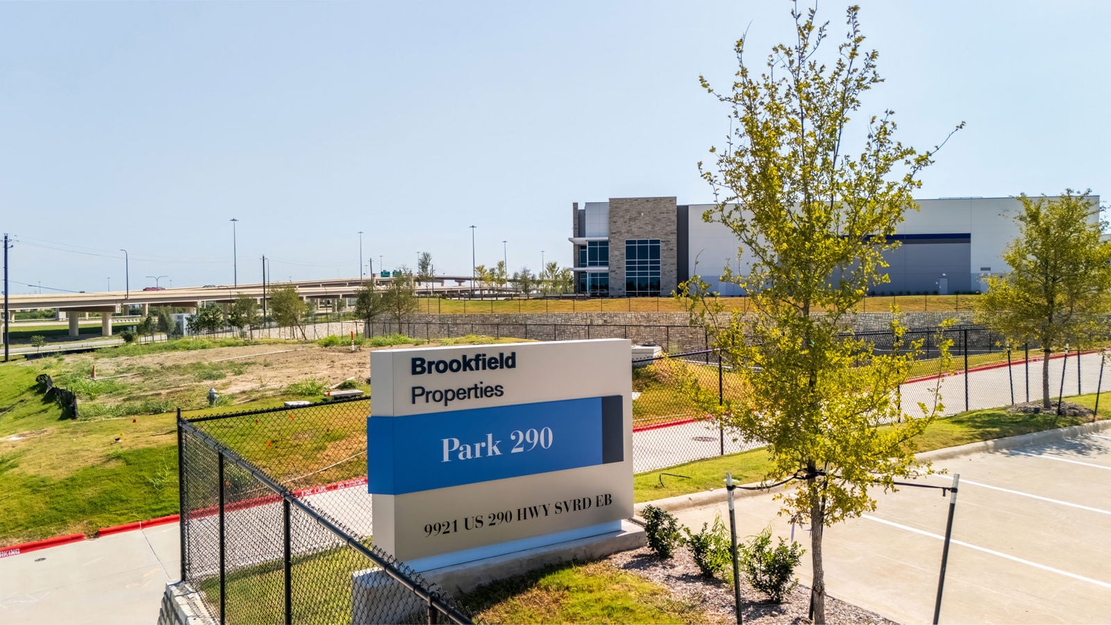 Park 290 - Aerials - Park - 01