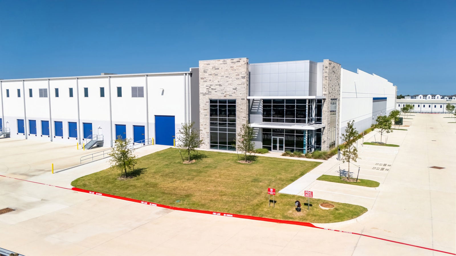 Park 290 - Aerials - Building 2 - 06