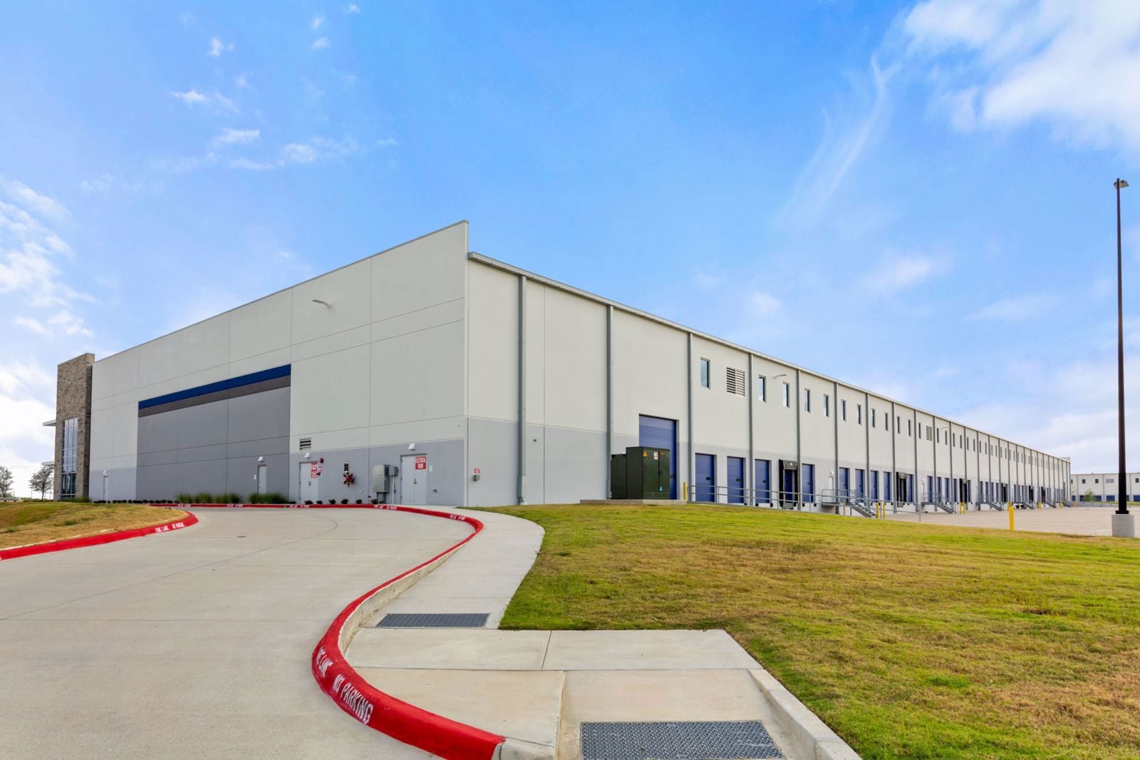 Park 290 - Building 3 - 02