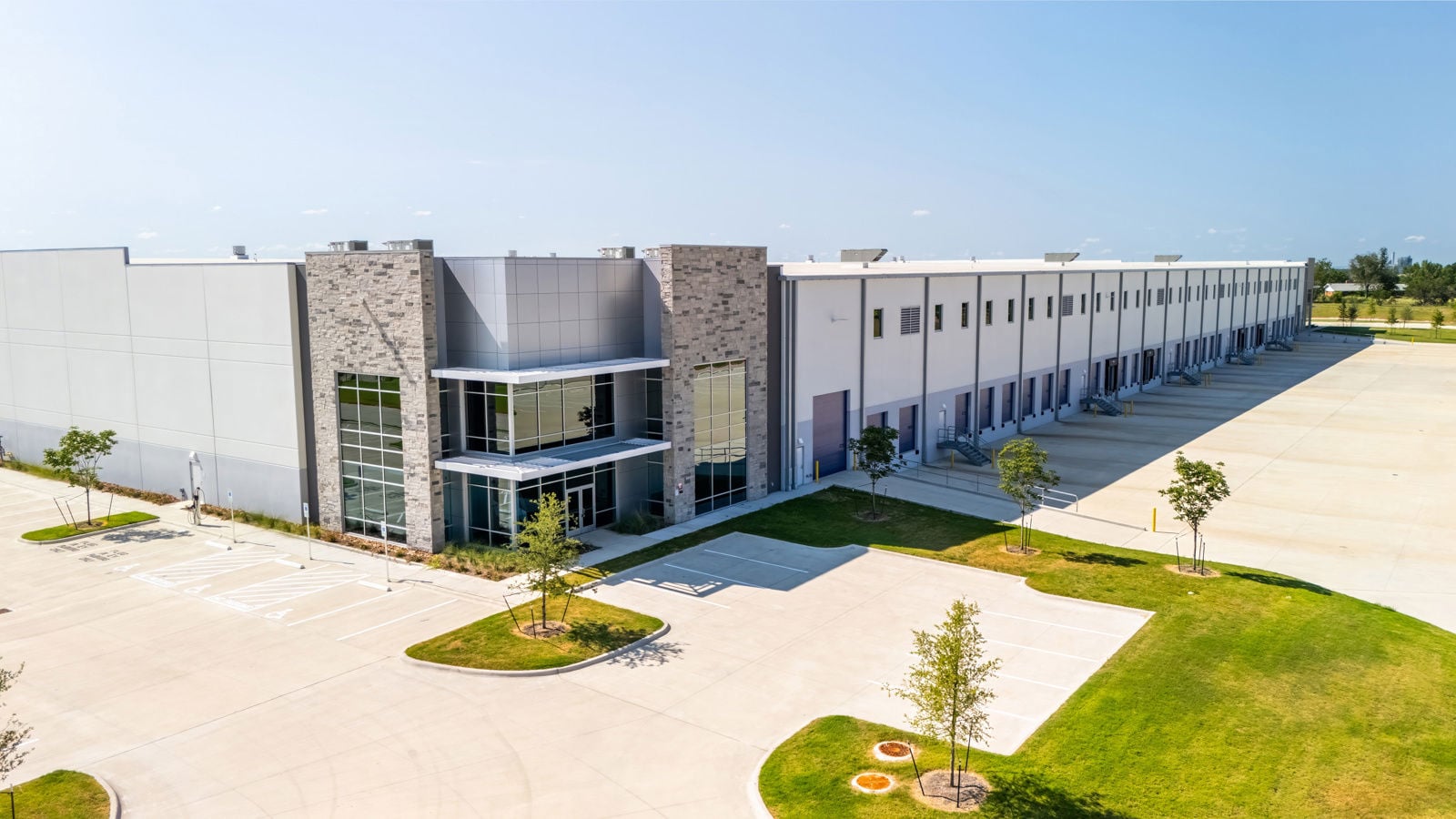 Park 290 - Aerials - Building 2 - 04