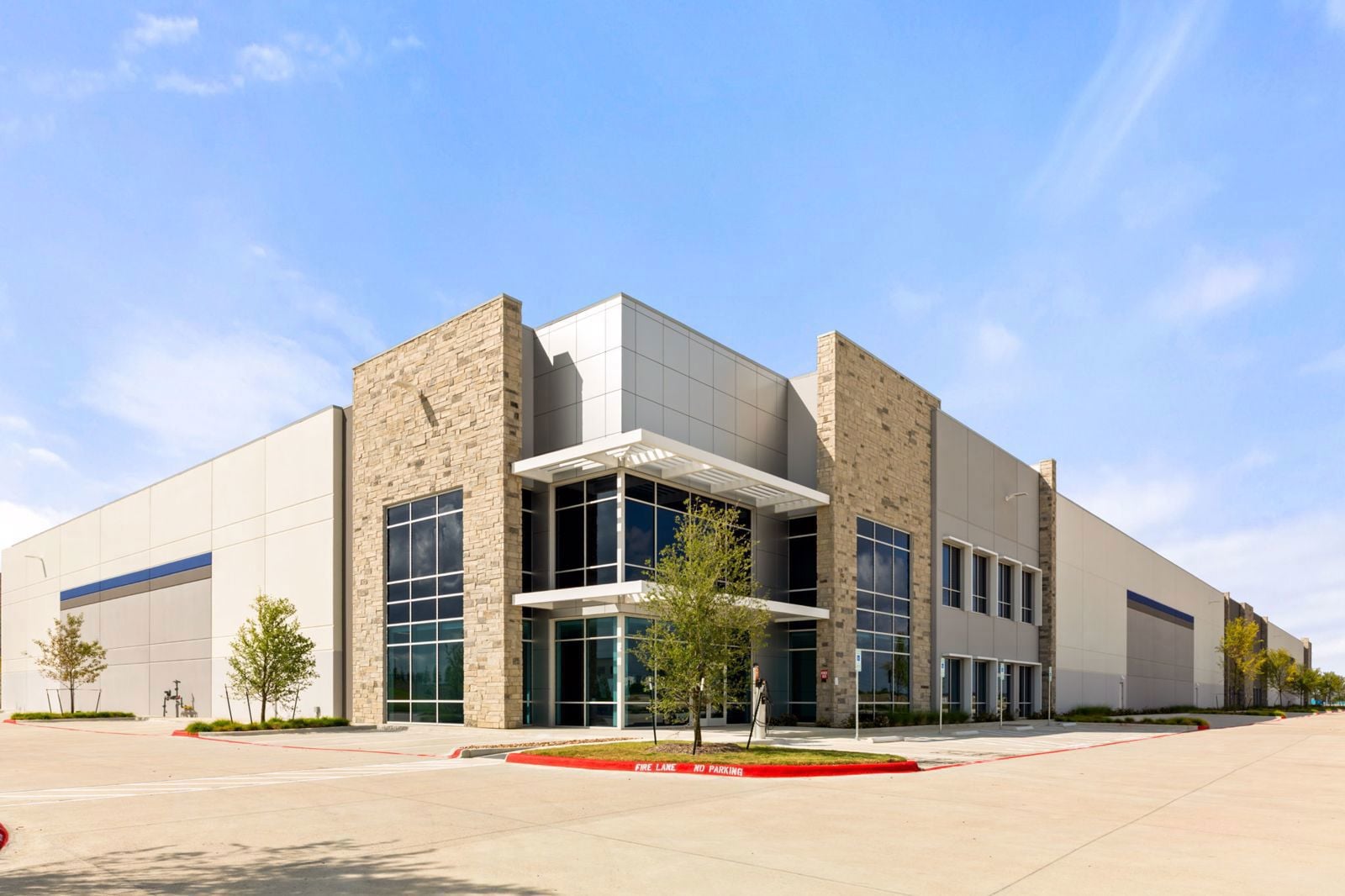 Park 290 - Building 3 - 01