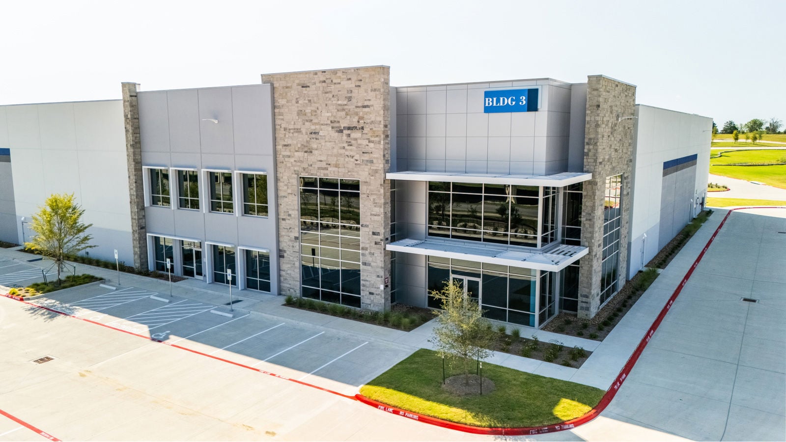 Park 290 - Aerials - Building 3 - 01