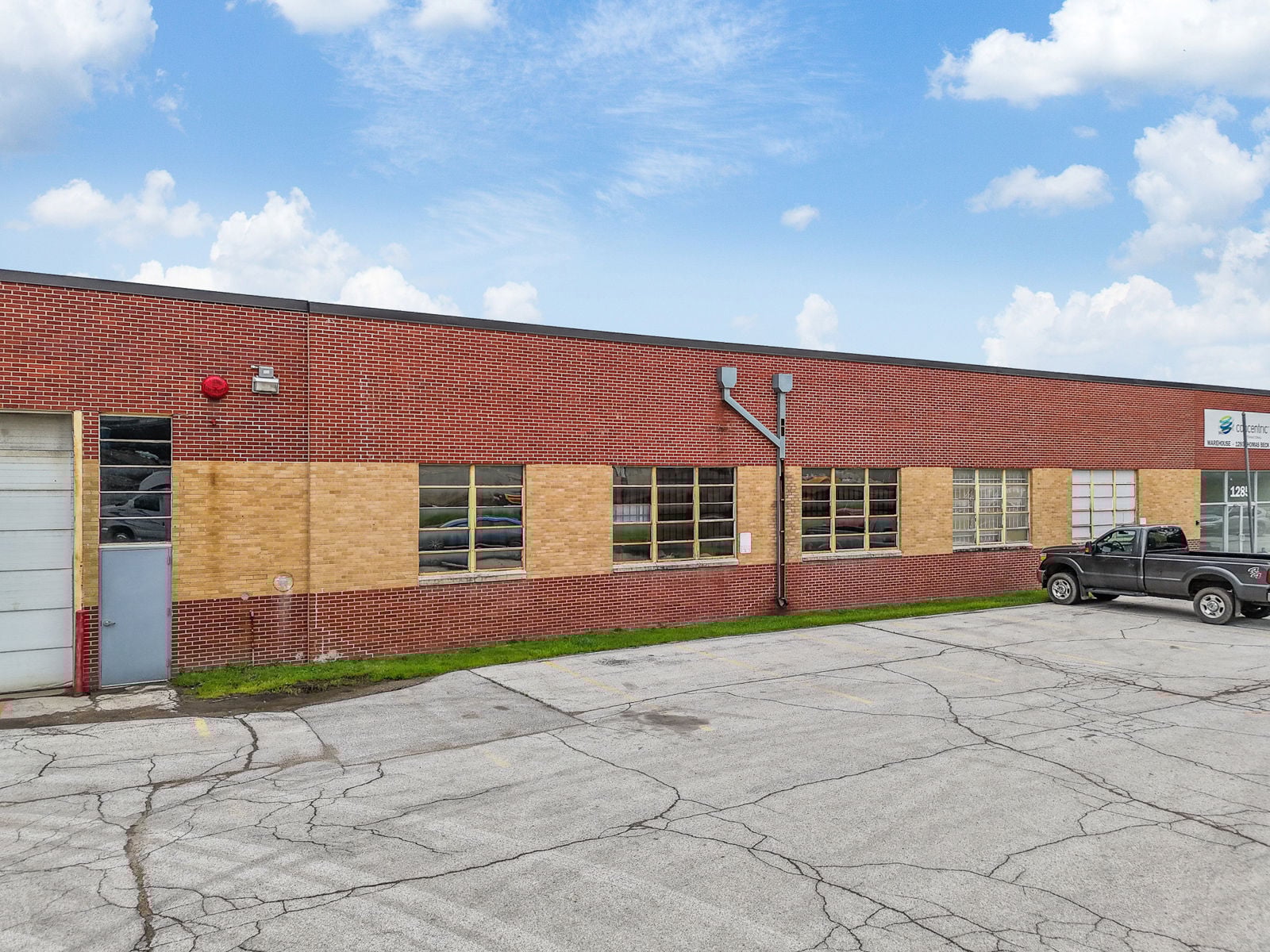 dji_fly_20240513_192722_0011_1715648502134_photo