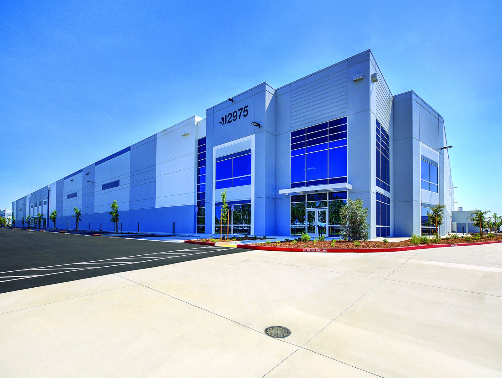 Southport Logistics Center  2975 Ramco Street - Image 1