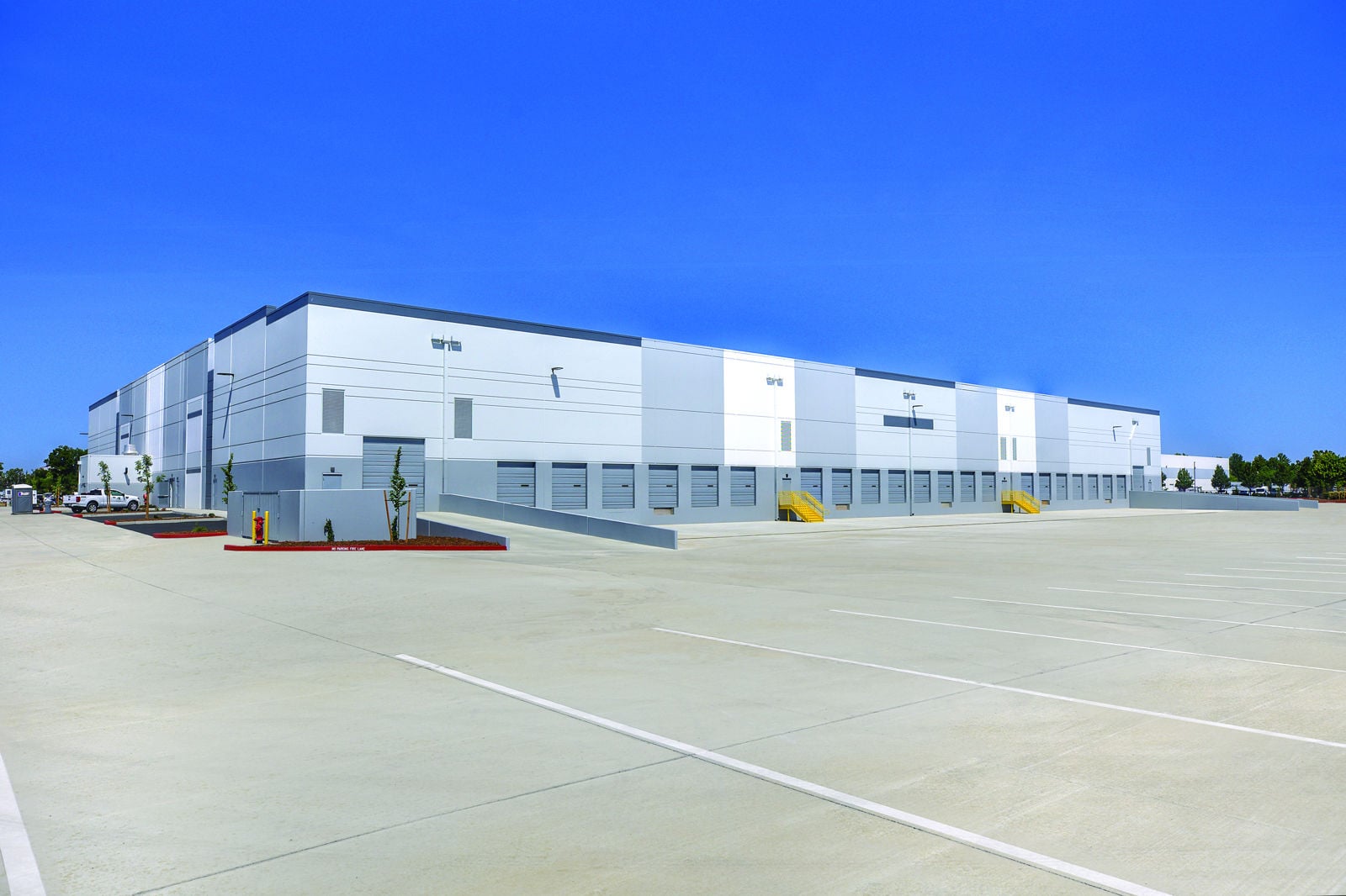 Southport Logistics Center  2975 Ramco Street - Image 2