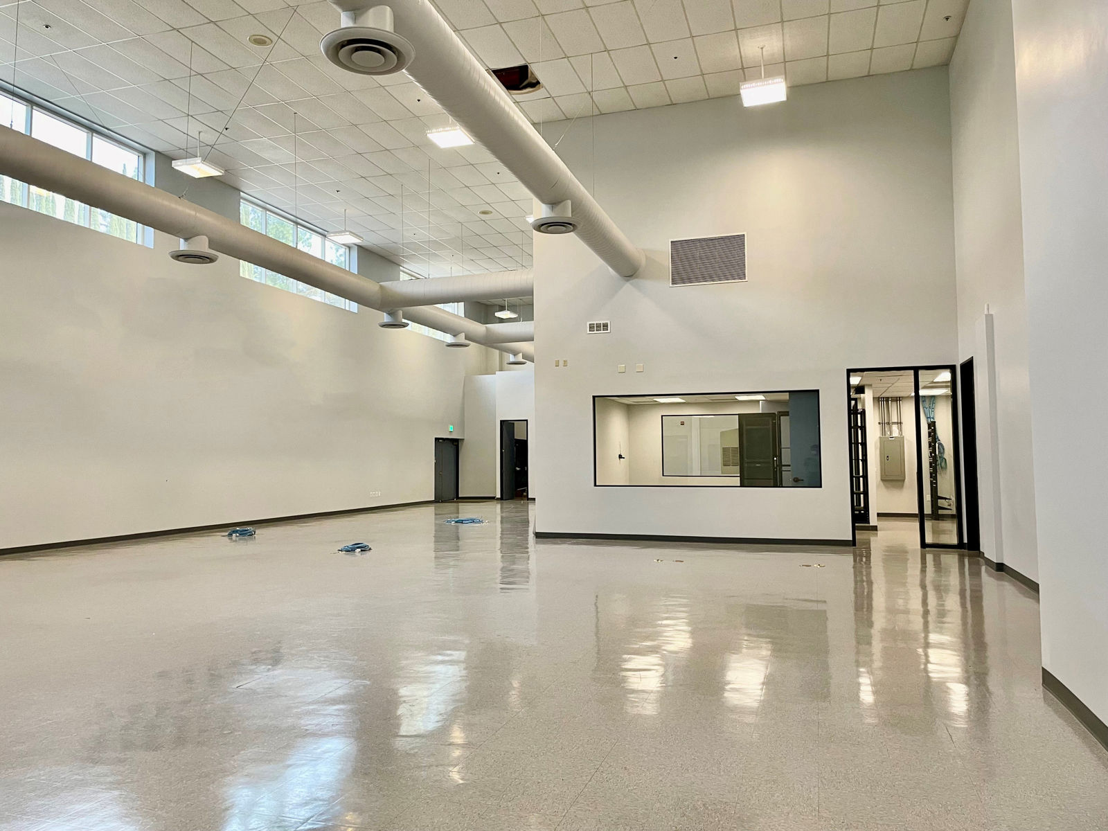 26025 Mureau_100 (2) kn _ no logo