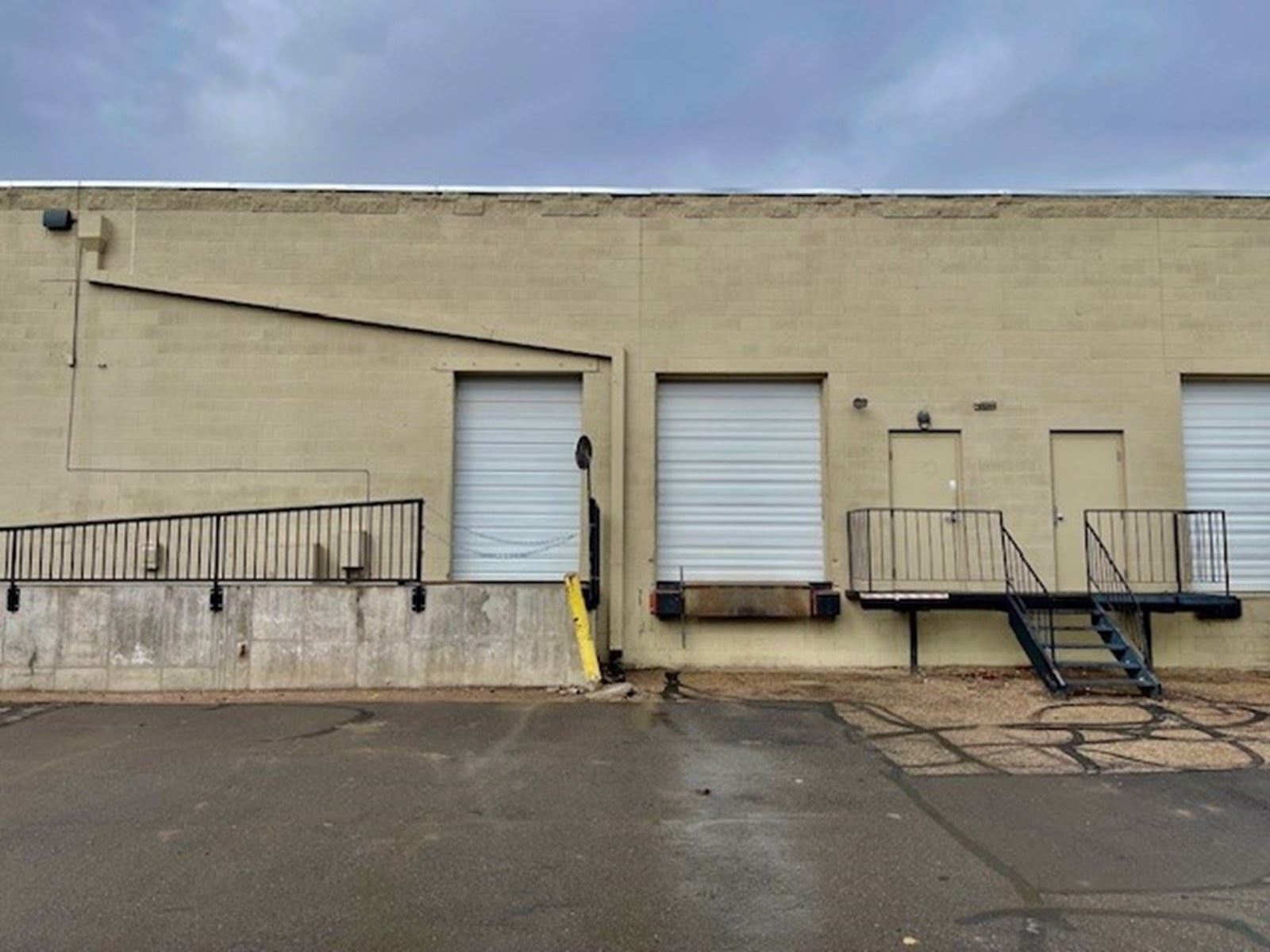 Building Exterior 38