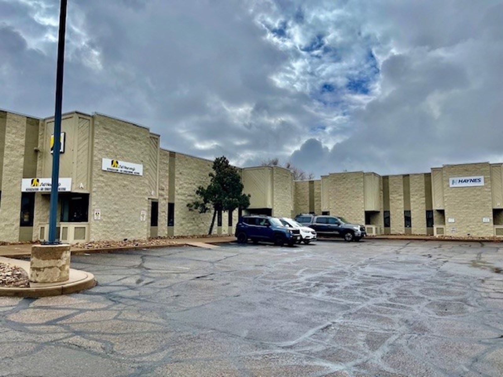 Building Exterior 26