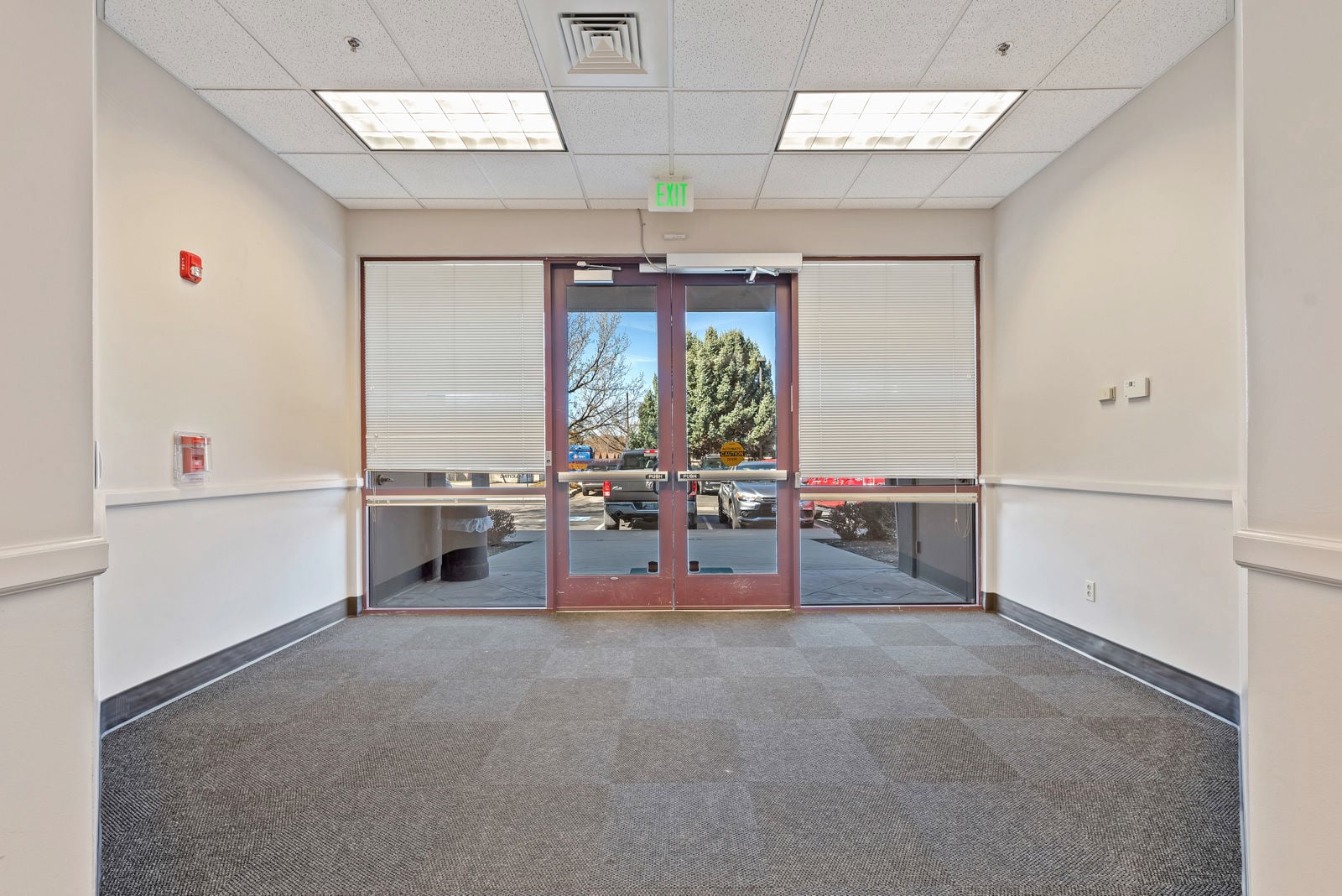 2323 Vista Ste 100 Oak Park Plaza (11)