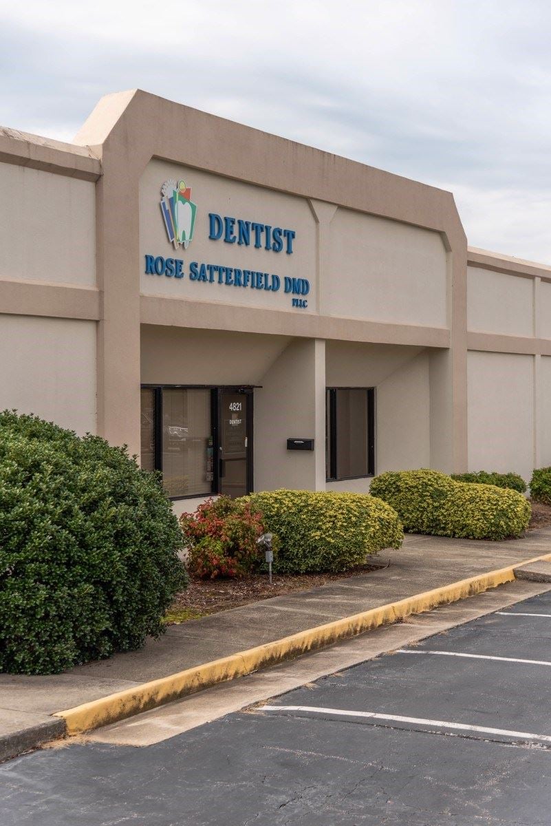 4819 Riverside Drive - Image 6