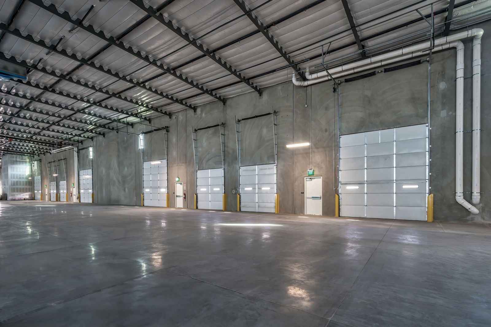 AZ AVe Logistics Interior - 03