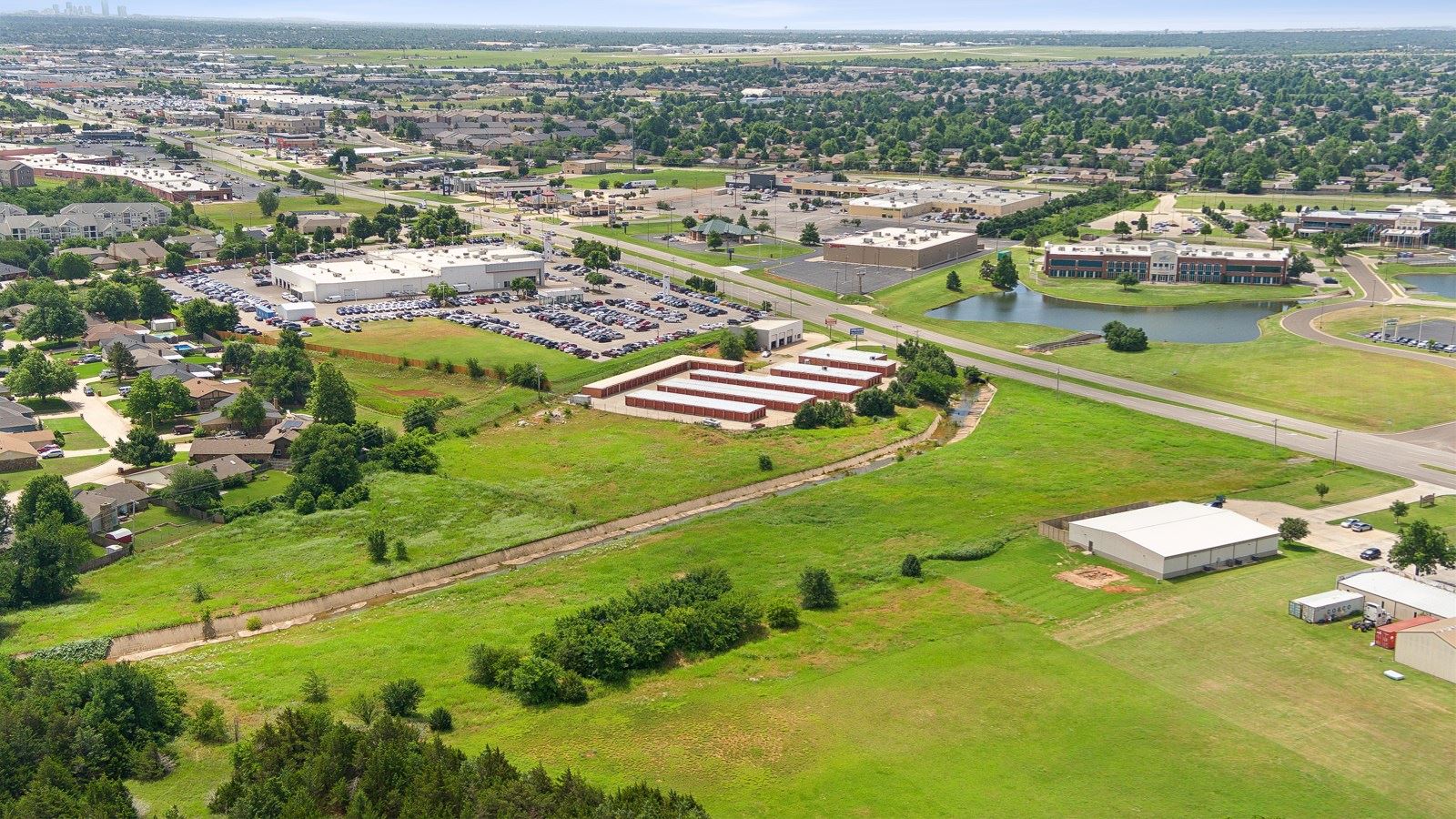 05-120_8525 NW Expressway