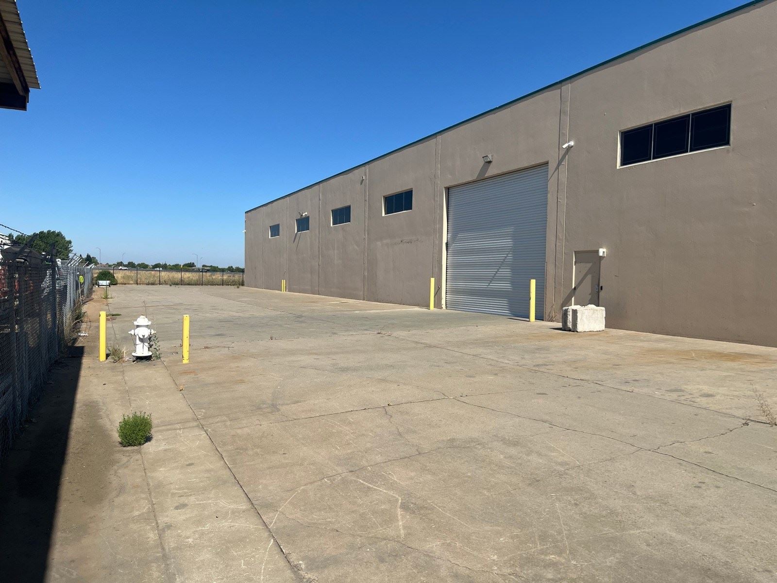 Photos_AirportRd_3443_1600x12003