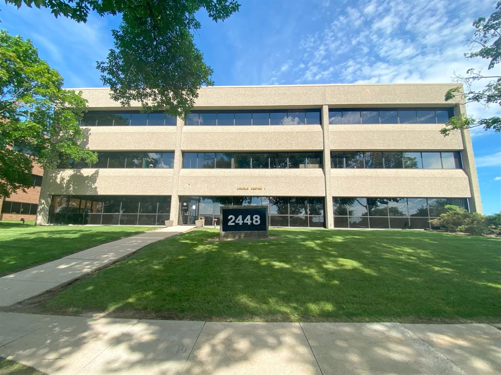 Lincoln Center I - Exterior 1