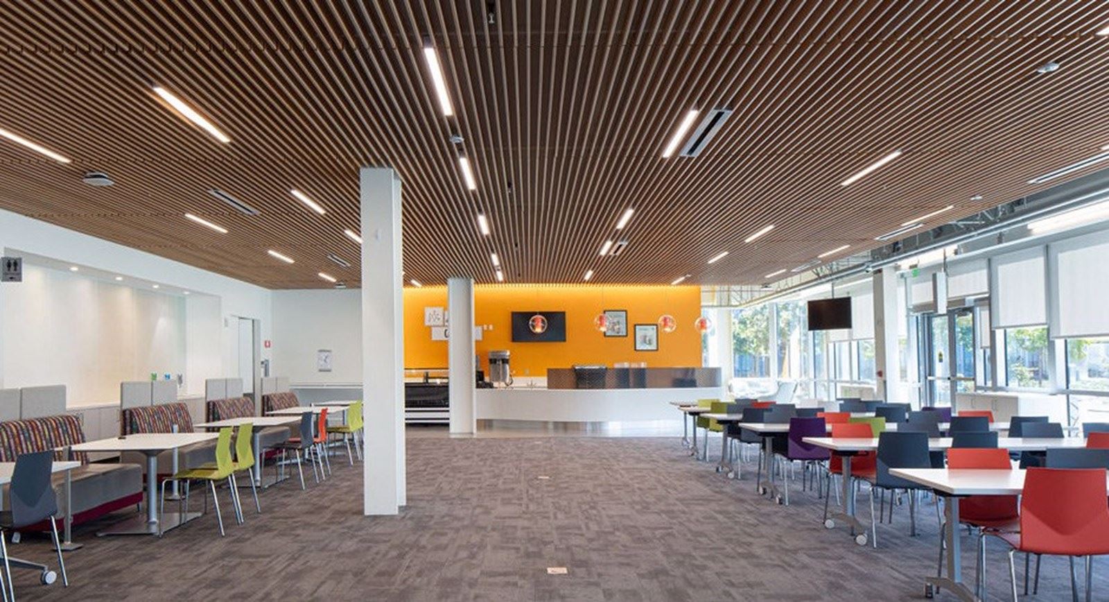 300 & 500 Lincoln Centre Drive - Image 8