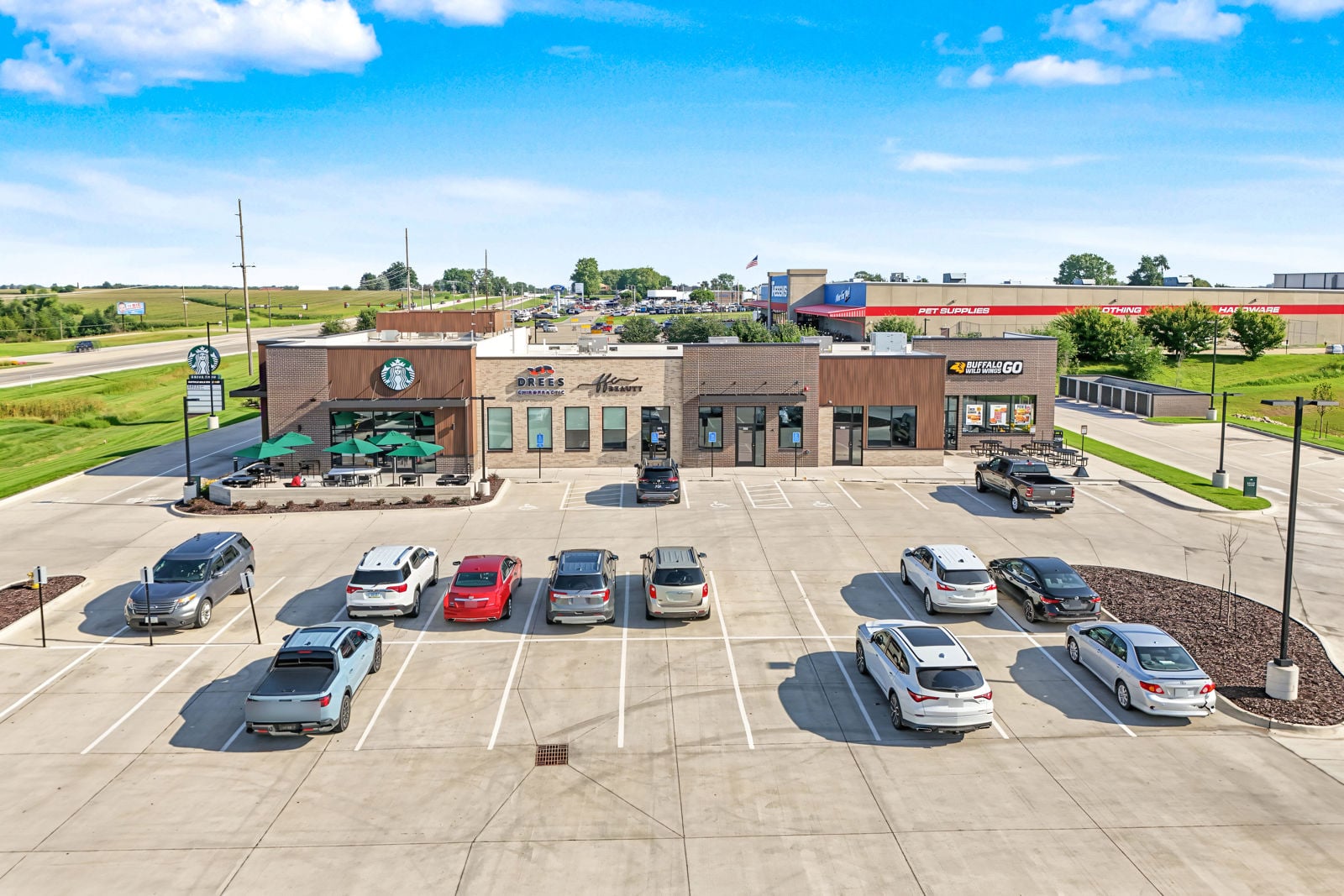 302 East Trail Ridge Avenue - Image 4