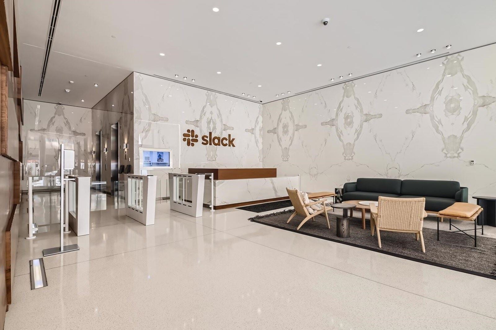 1681 Chestnut Street Denver CO-large-006-004-Lobby-1500x1000-72dpi