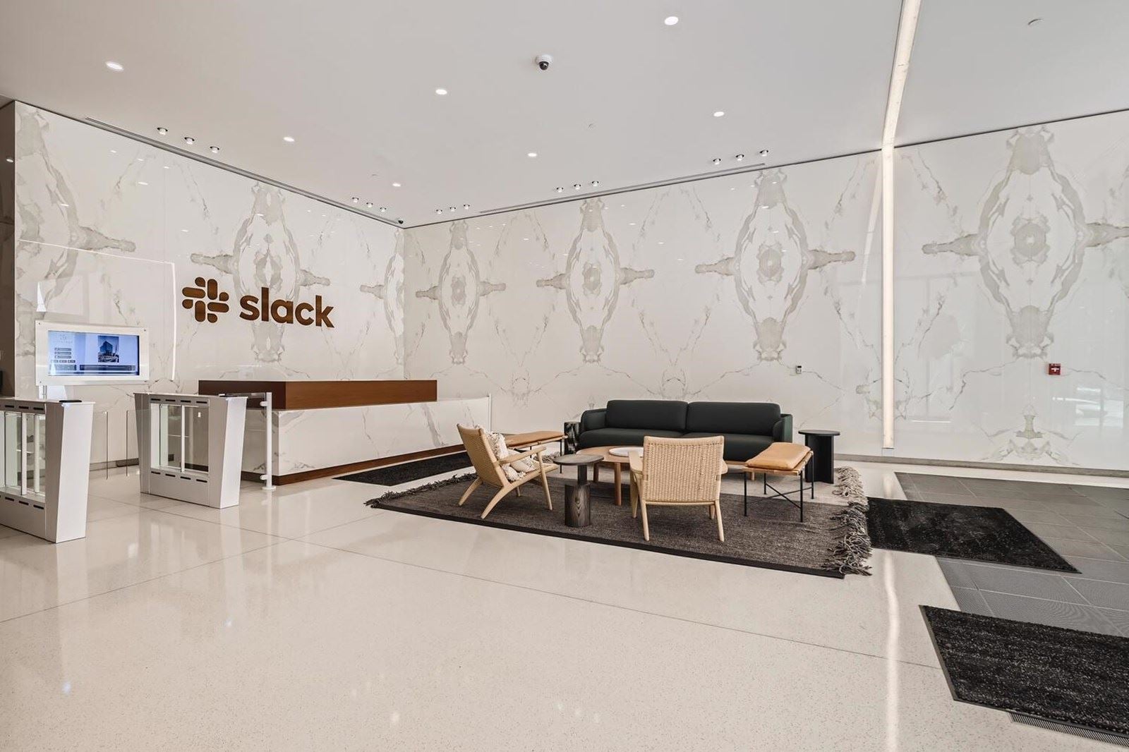 1681 Chestnut Street Denver CO-large-007-030-Lobby-1500x1000-72dpi